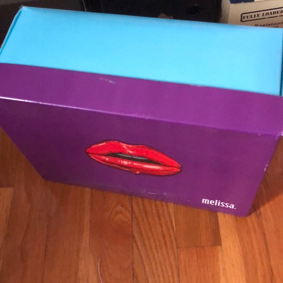 Sandals - Picture 3 of 4